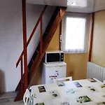 Climatise 4 Places De 25 M2 Avec Mezzanine, Terrasse Apartment