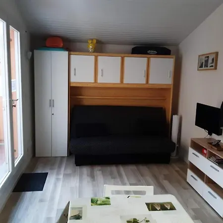 Climatise 4 Places De 25 M2 Avec Mezzanine, Terrasse